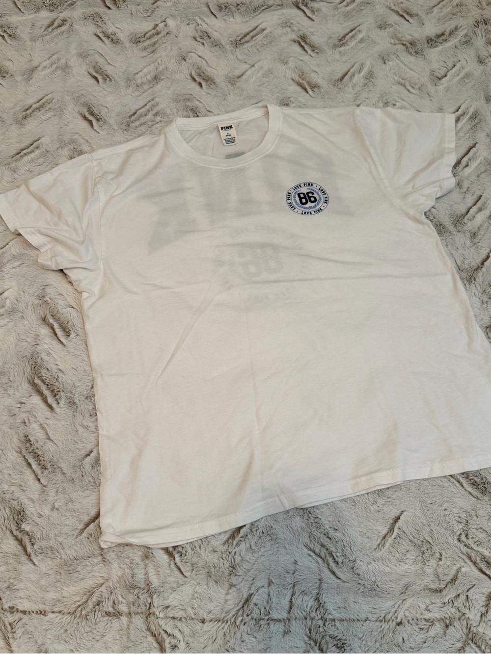 PINK Victoria's Secret White Short Sleeve Tee with 86 Logo